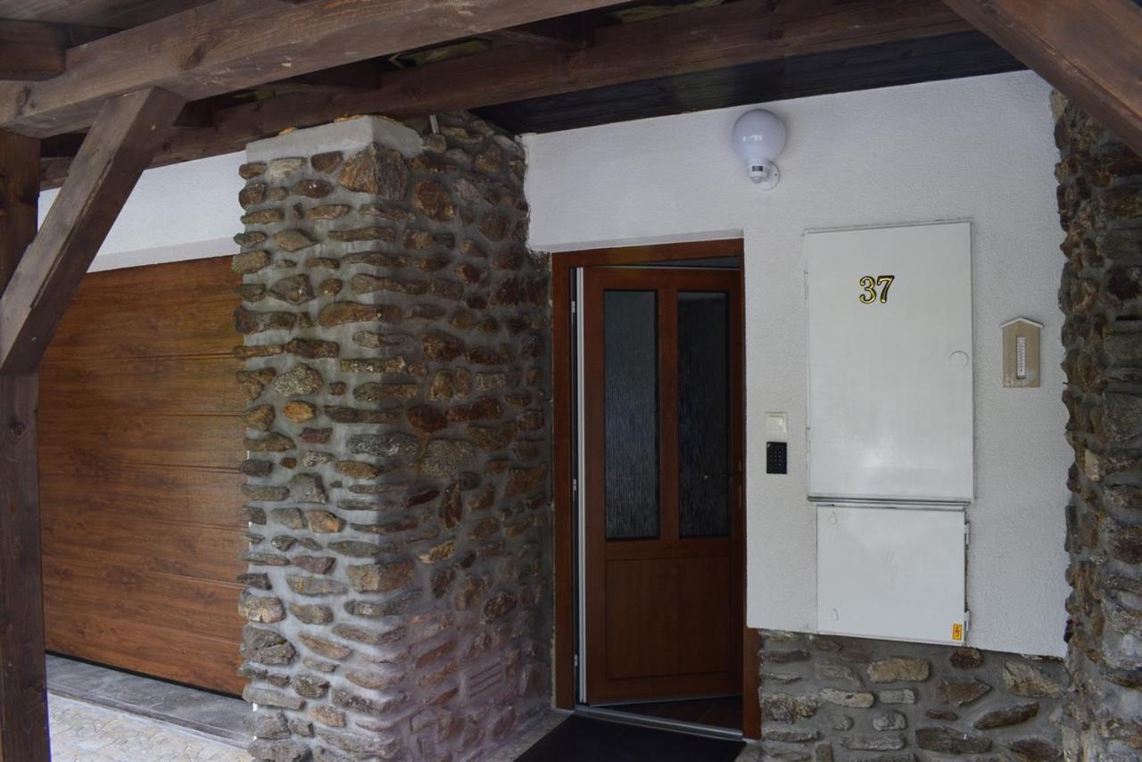 Apartmány Kubova Huť Exteriér fotografie