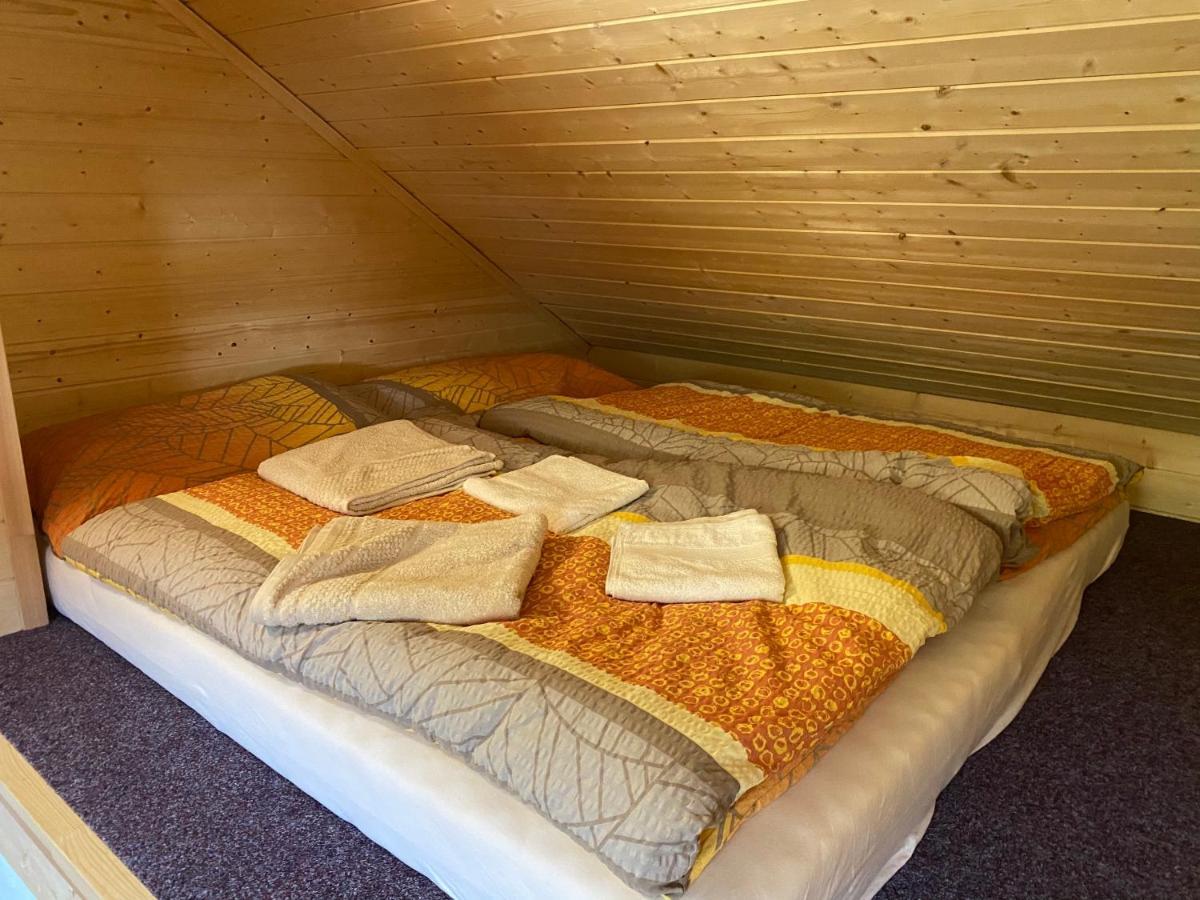 Apartmány Kubova Huť Exteriér fotografie