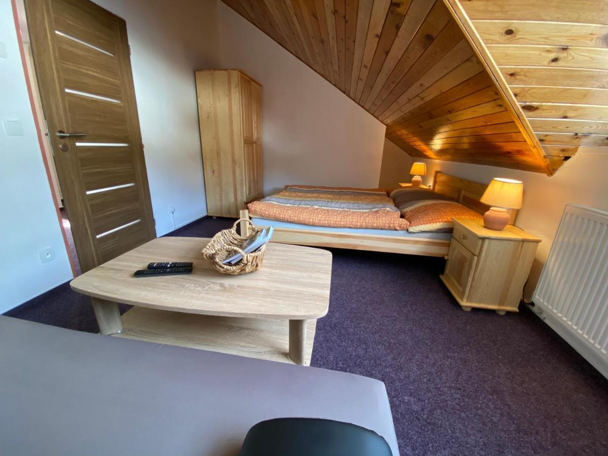 Apartmány Kubova Huť Exteriér fotografie