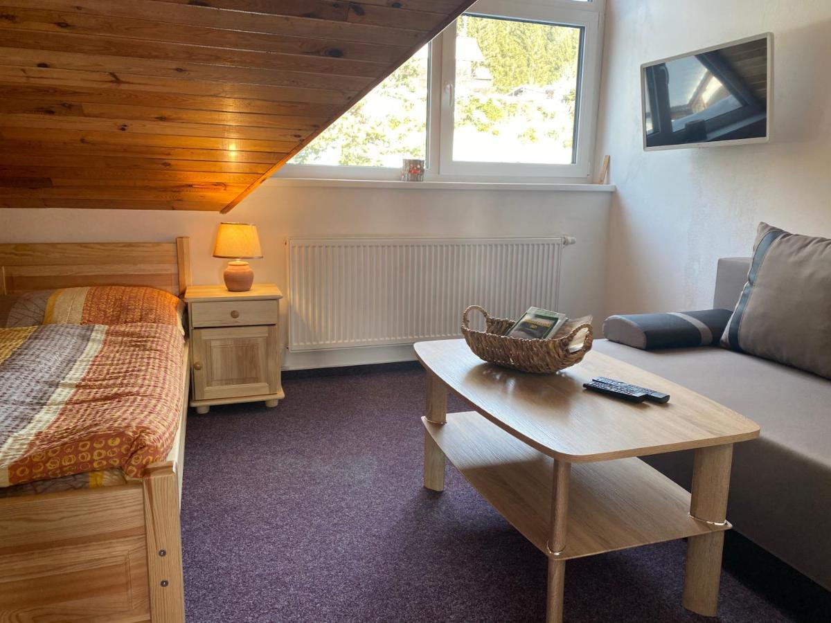 Apartmány Kubova Huť Exteriér fotografie