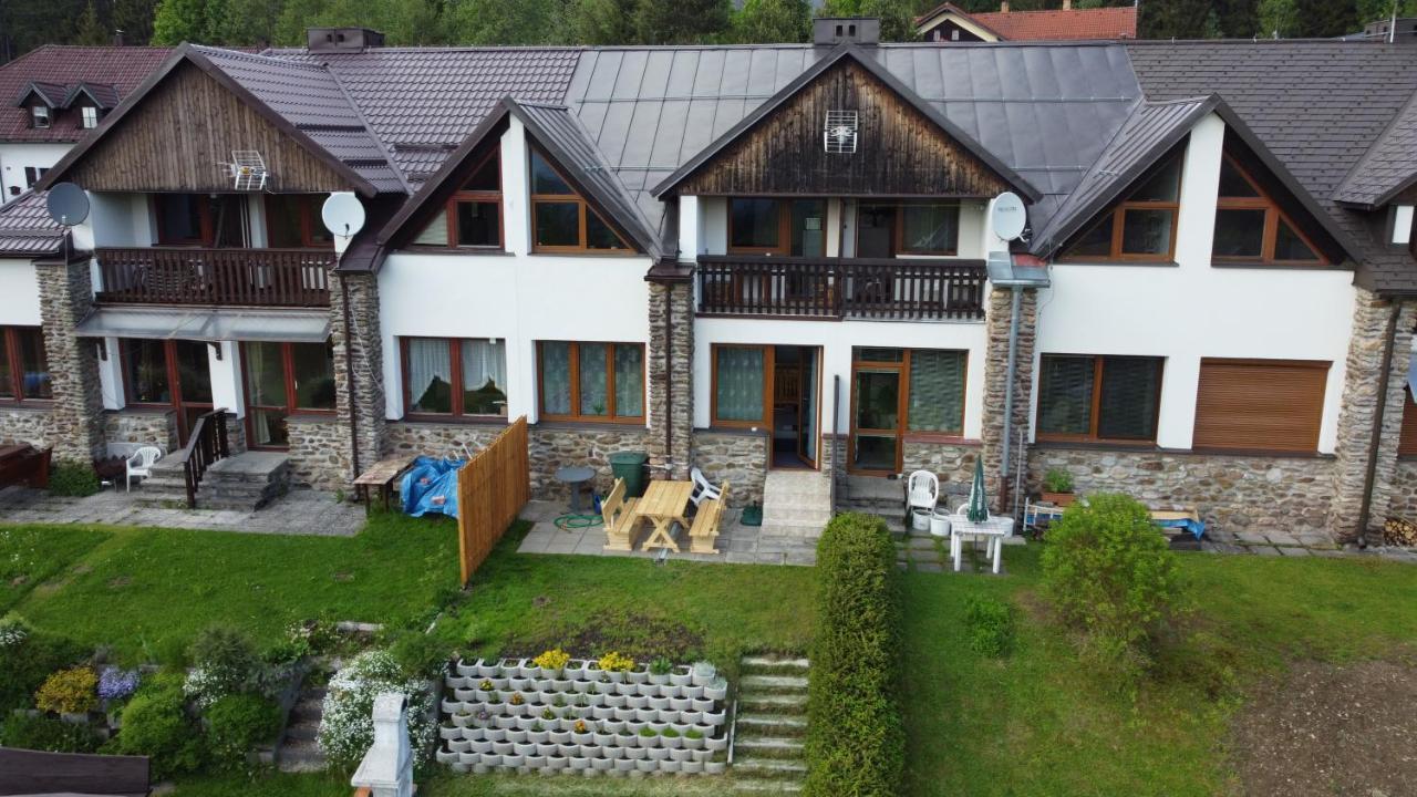 Apartmány Kubova Huť Exteriér fotografie