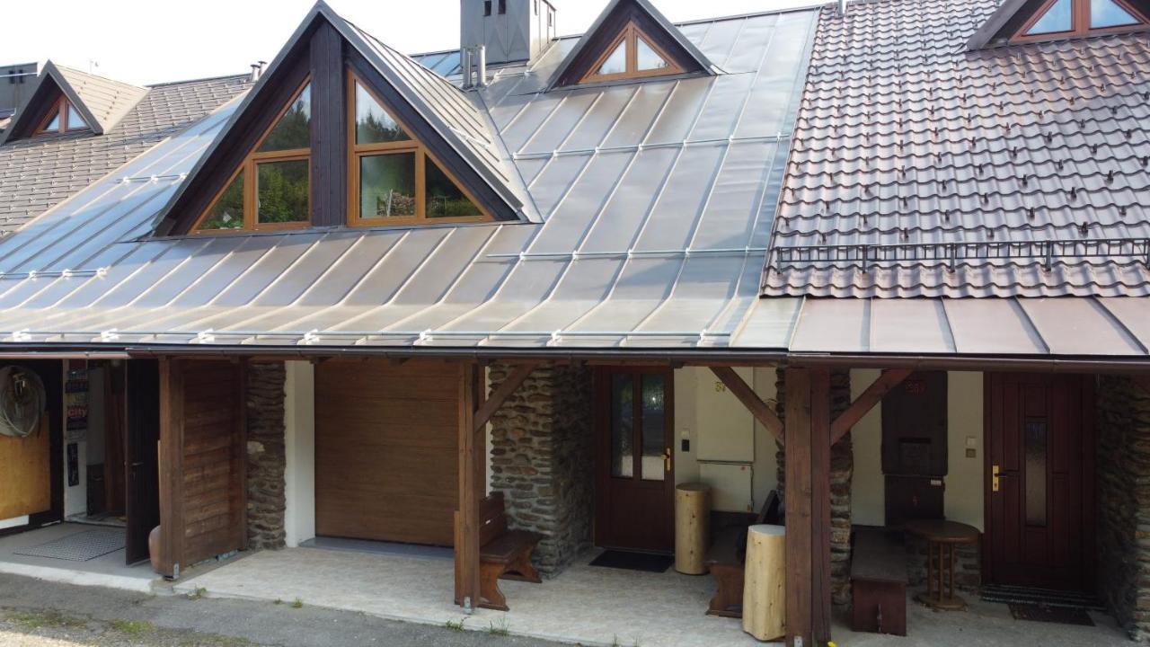 Apartmány Kubova Huť Exteriér fotografie